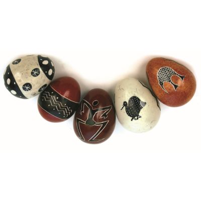 Osterei aus Kisii-Speckstein